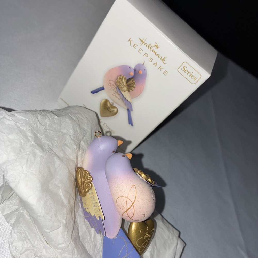 Hallmark Keepsake Two Turtle Doves 12 Days of Christmas 2012 Ornament w/ Box - Picture 4 of 9